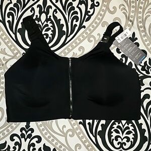 Torrid High support  sports bra NWT